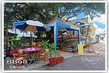 蘭嶼椰油民宿‧榕樹下背包客棧